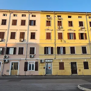  Apartman Nina & Lola